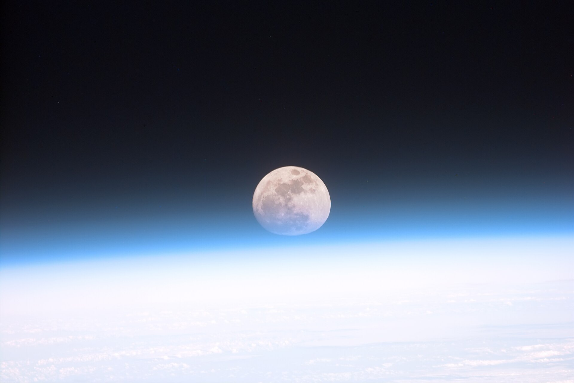 Rhythms of a Titan Sol. Related source image: Full moon partially obscured by atmosphere