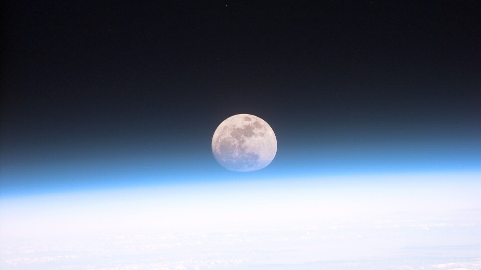 Tapping Air Traffic Radar. Related source image: Full moon partially obscured by atmosphere